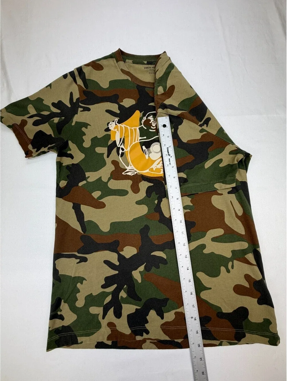 True Religion Men's T Shirt Short Sleeve Camouflage Crew Neck Size M Green